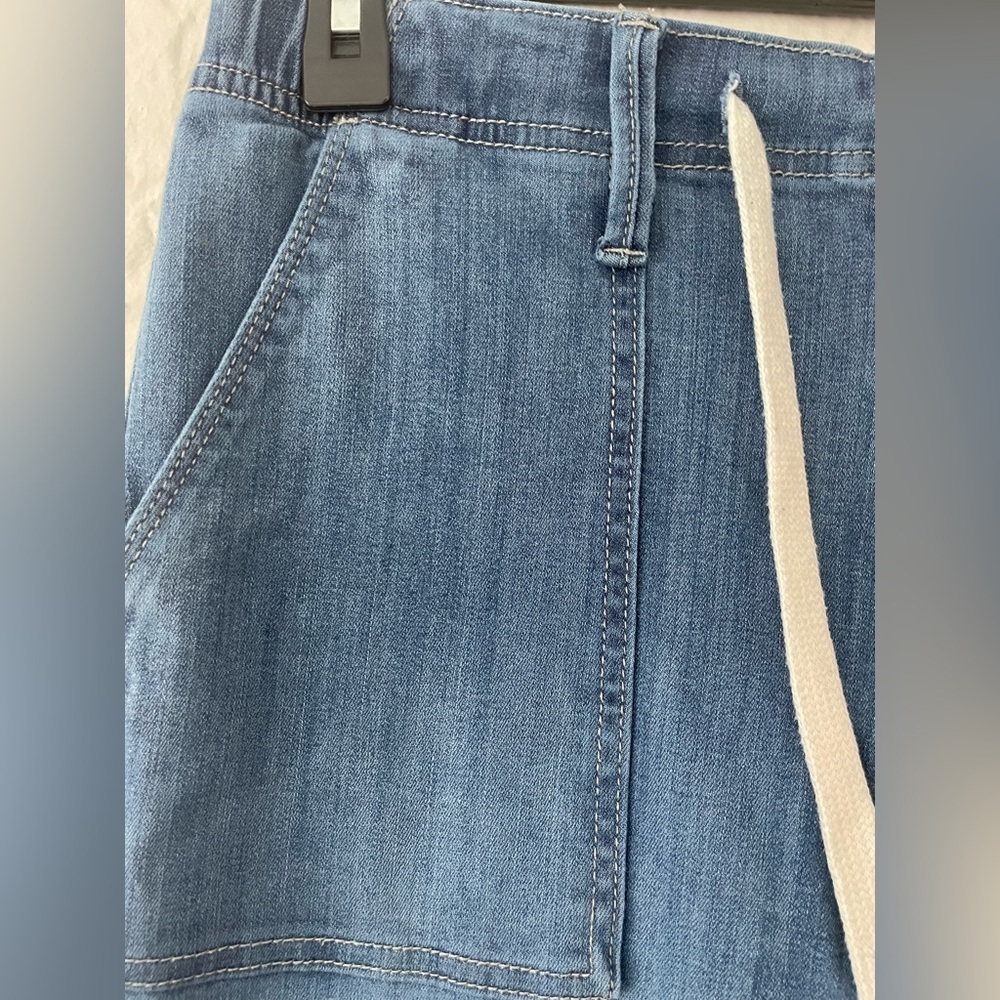 Judy Blue Clearwater Lightweight Cuffed High Rise Straight Jeans Elastic; 7/28 - Picture 2 of 6